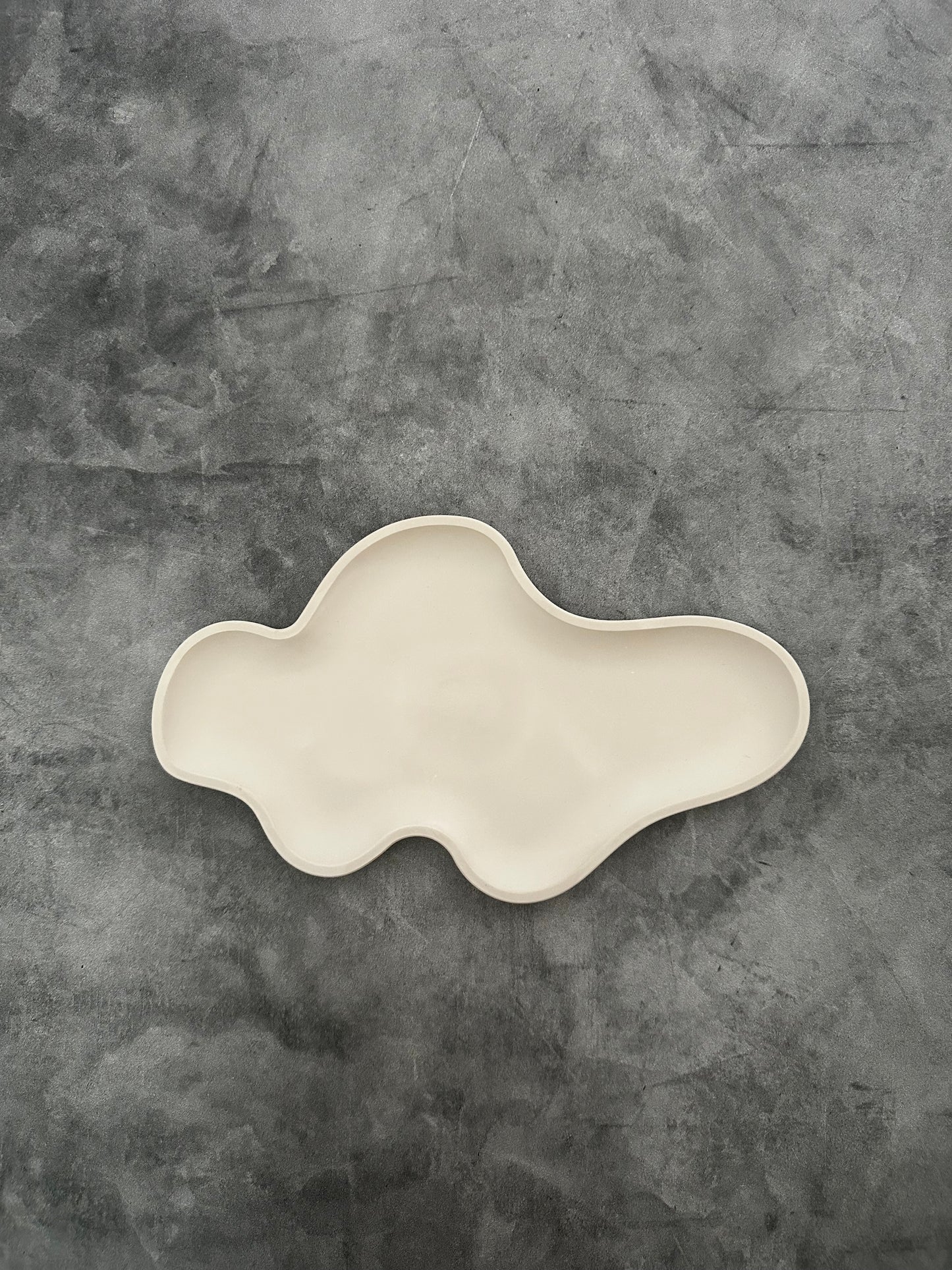 Trinket Tray - wave, handpoured